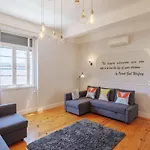Stylish Apartment For 10 Guests